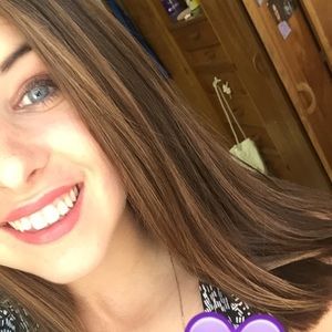 Meet your Posher, Amber